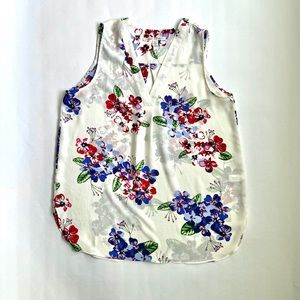 Ivory Floral V-Neck Tank Top